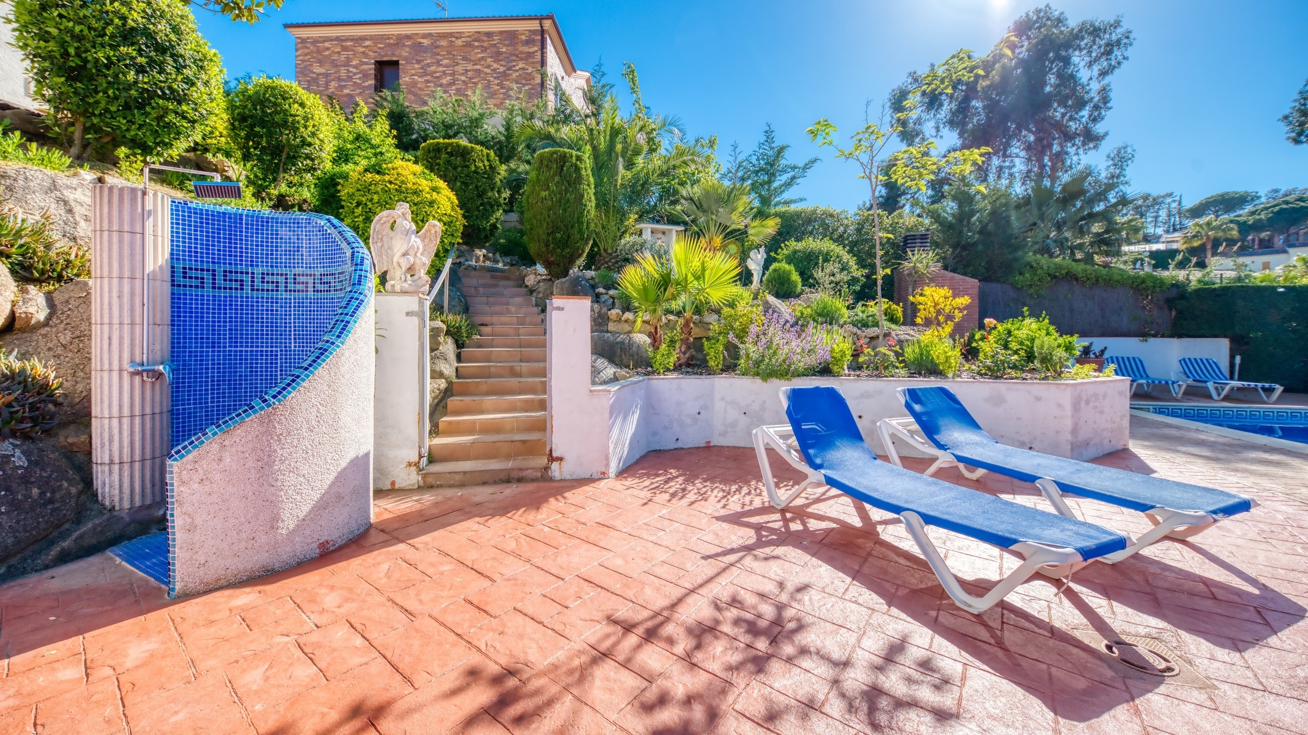 Villas de vacaciones Costa Brava España - Villa Jaruco - Zona de ducha de la piscina