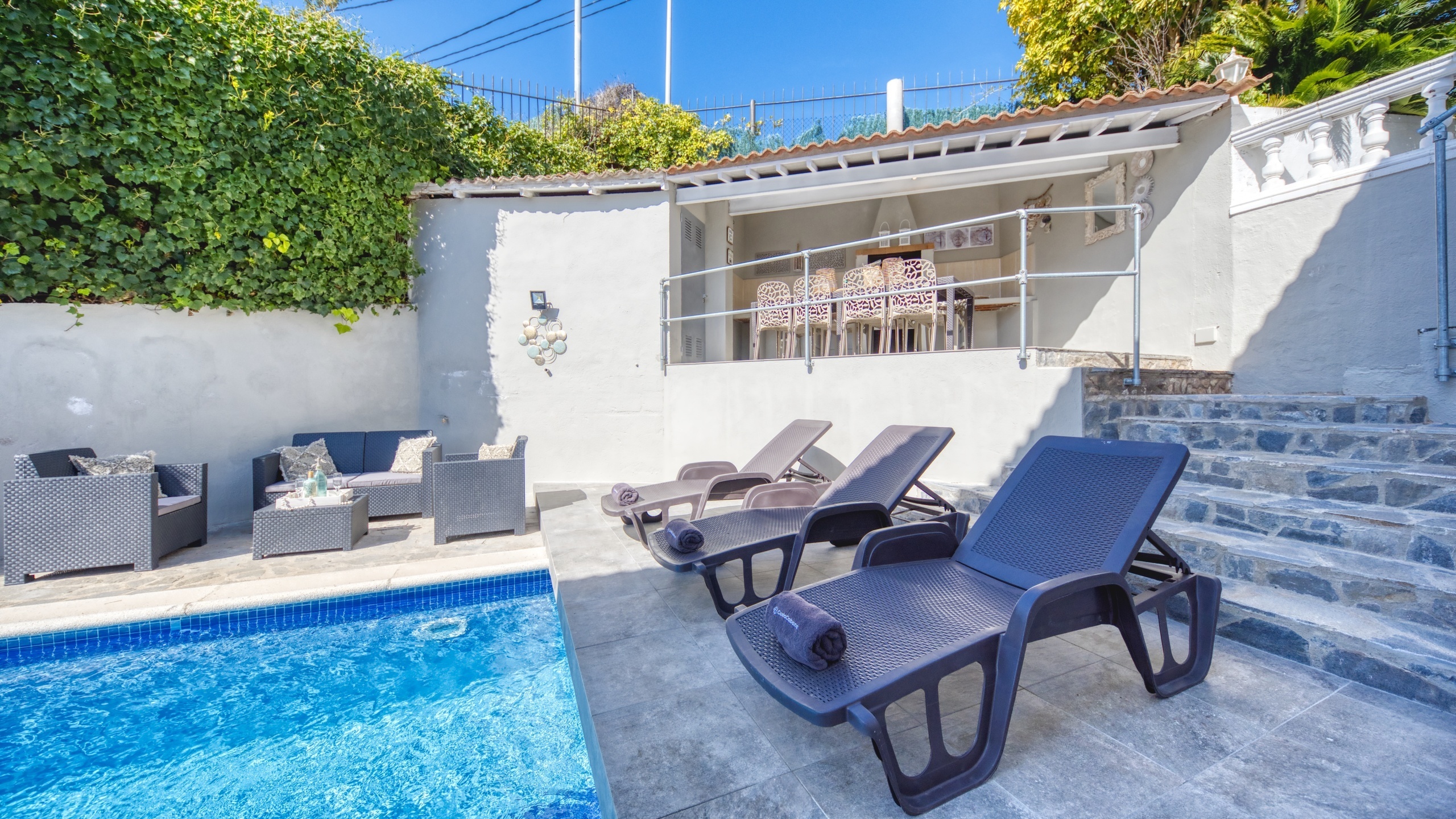 Villas de vacaciones Costa Brava España - Villa Rosa - Tumbonas