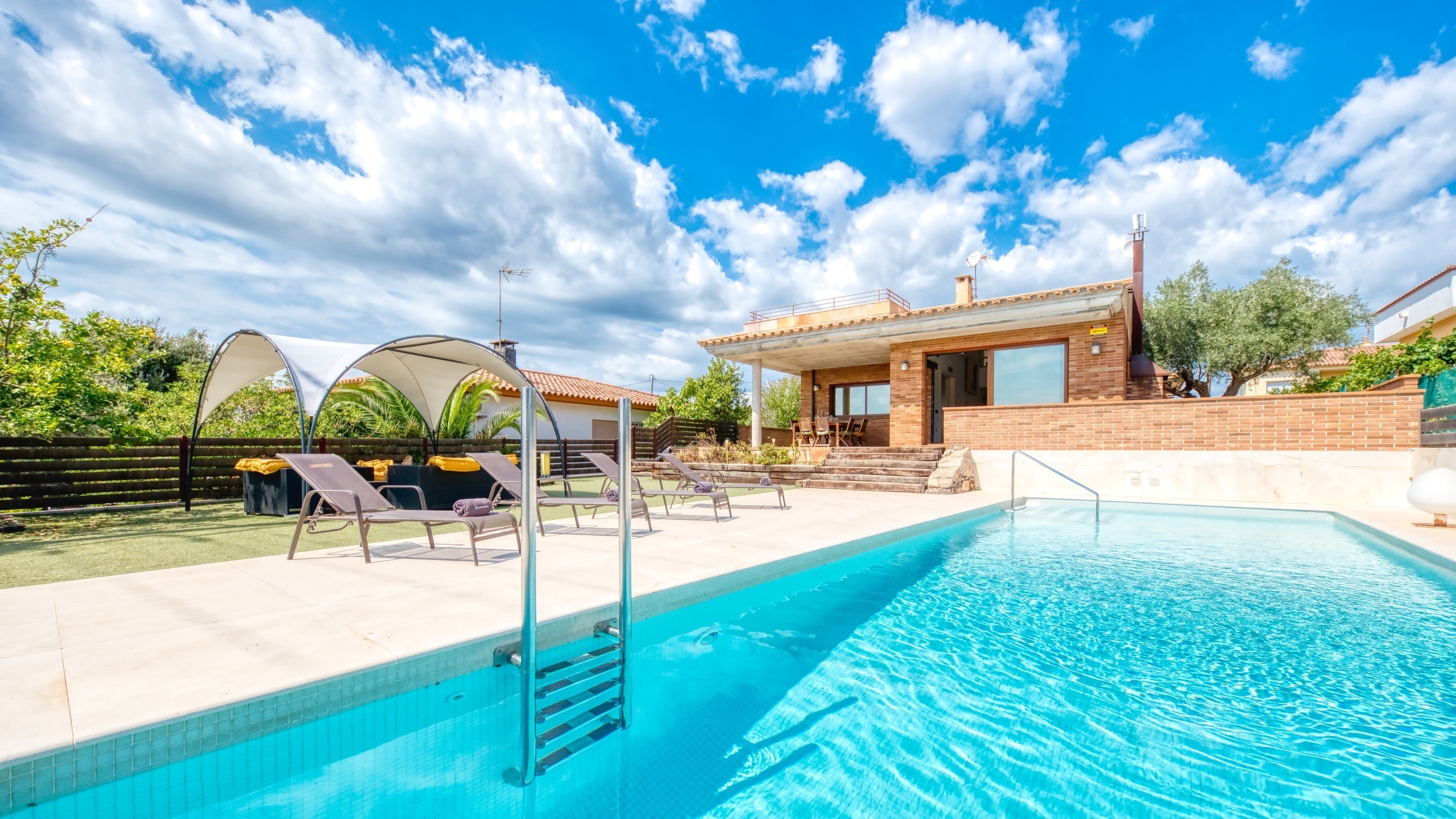Villas de vacaciones Costa Brava España - Villa Ibiza - oud - Piscina