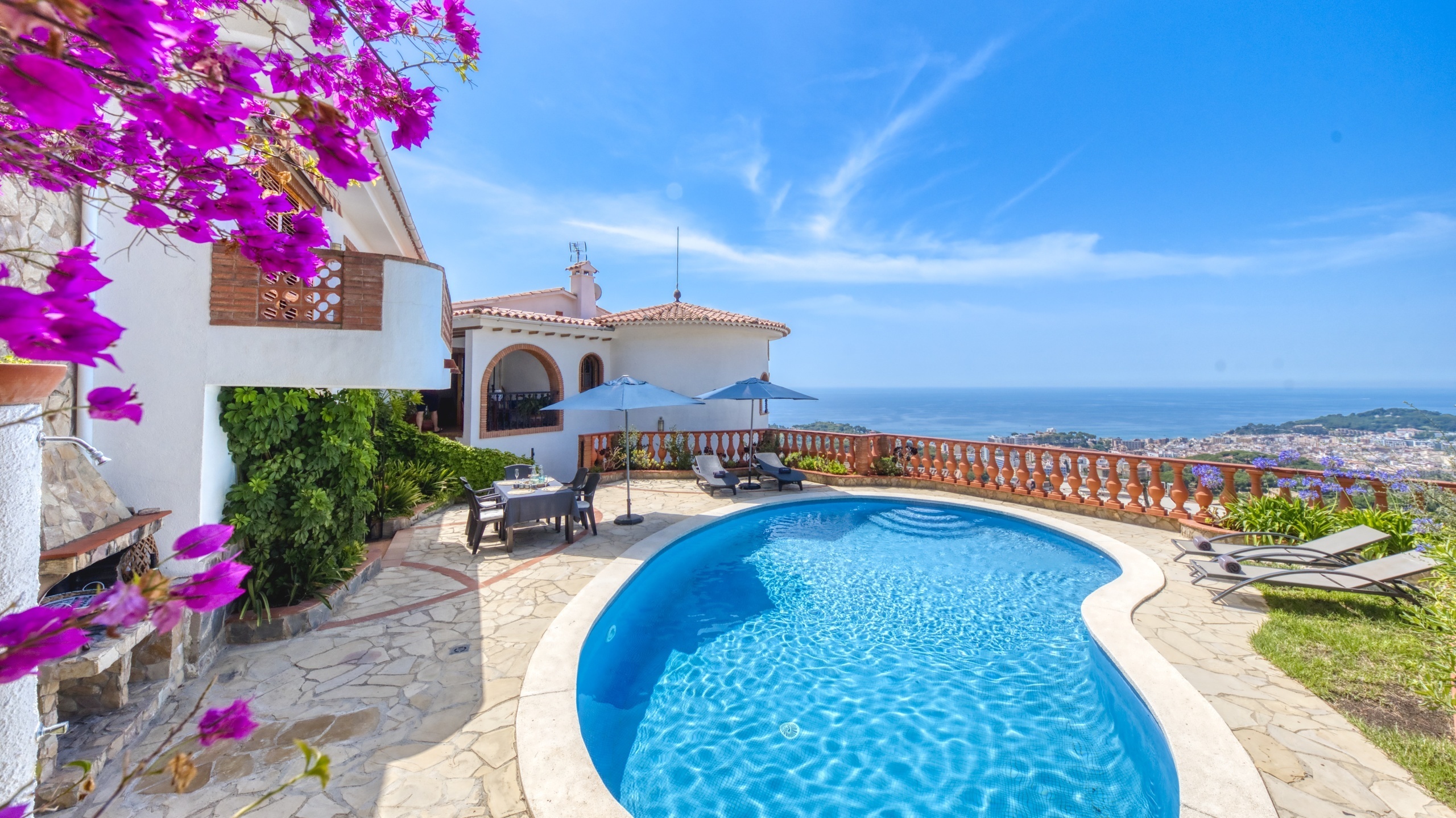 Villas de vacaciones Costa Brava España - Villa Lazelle - Piscina