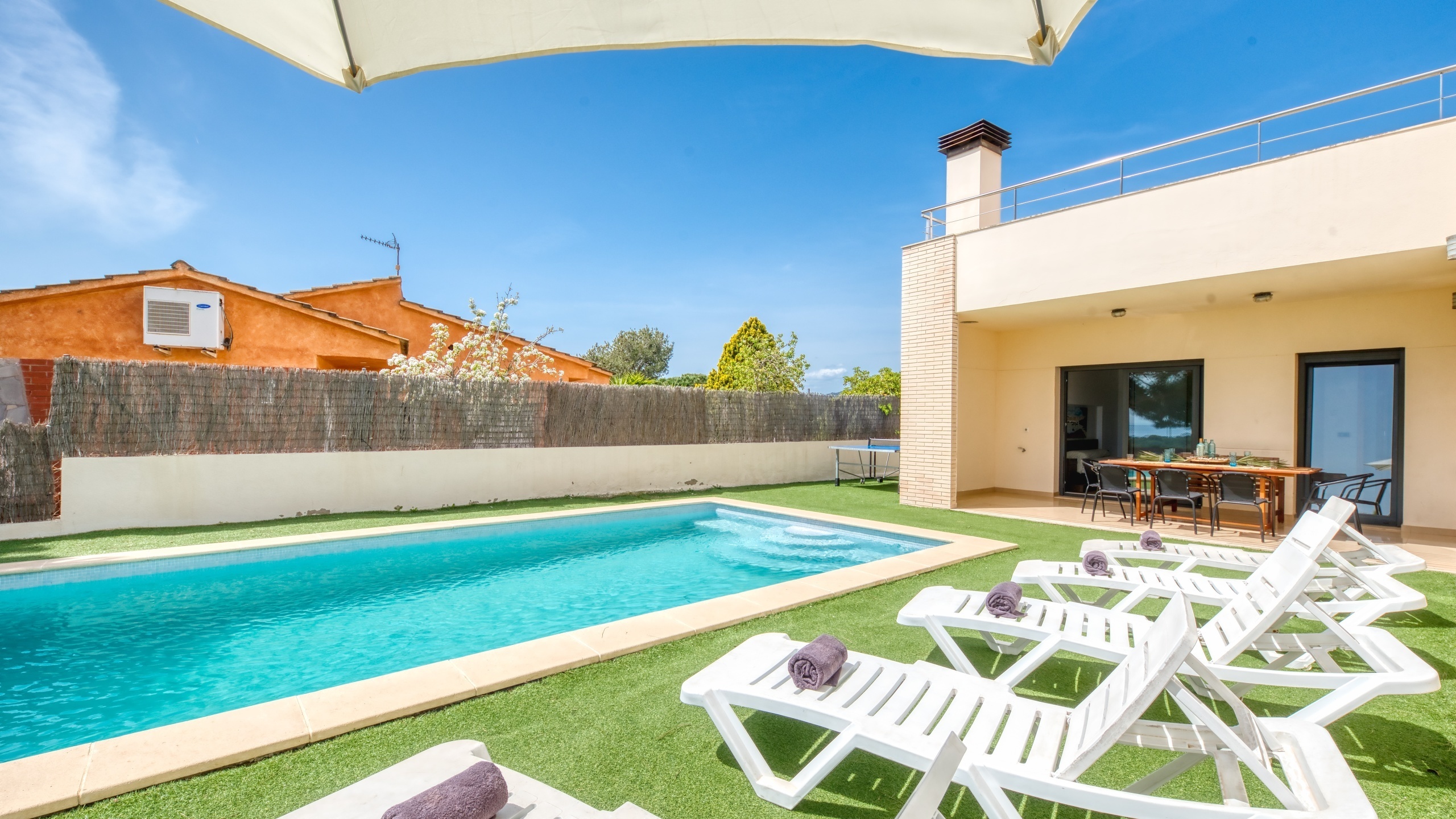 Villas de vacaciones Costa Brava España - Villa Macey - Tumbonas