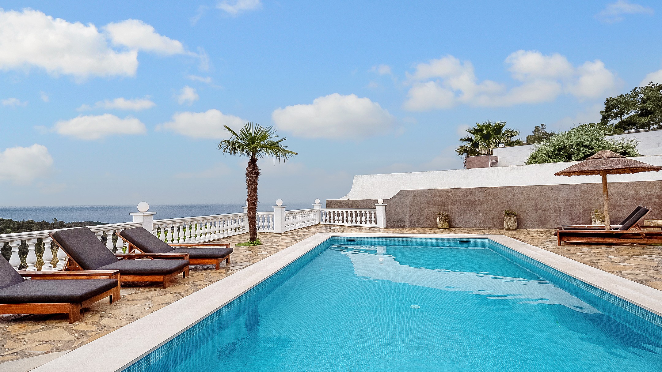 Villas de vacaciones Costa Brava España - Villa Tropicana - Piscina